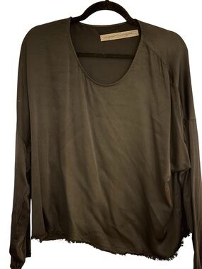 Raquel Allegra Black Long-Sleeve Scoop Neck Top